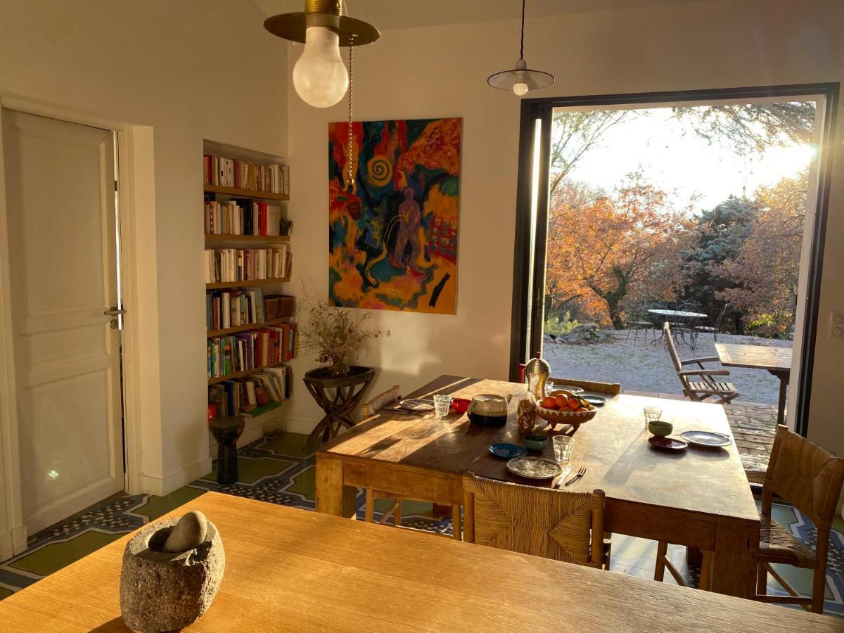 La Maison De Mado Et Sa Cabane Dans Les Arbres Plan d'Aups 外观 照片